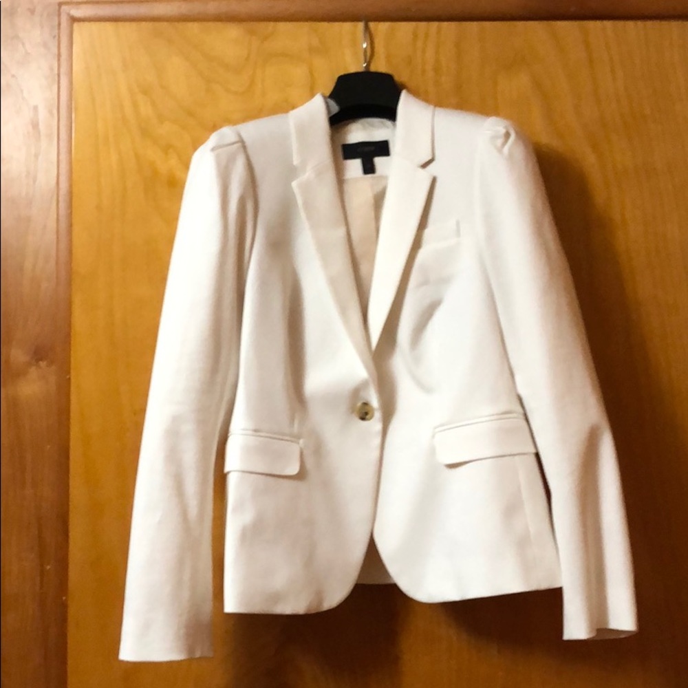 One button blazer